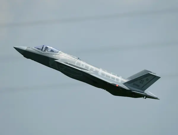 Xfly 70mm Edf F-35 Lightning 750mm With Retract Without Tx/Rx/Battery – view 11