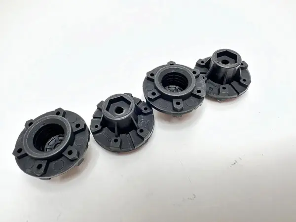 Hex Adaptor 17mm for Maxx 3.8 Extreme Wheel (4)