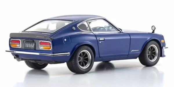 Kyosho 1:18 Nissan Fairlady Z-L (S30) 1970 Blue Metallic – view 2