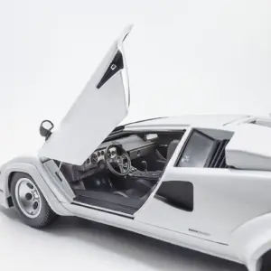 Kyosho 1:18 Lamborghini Countach Lp400 S White – view 2