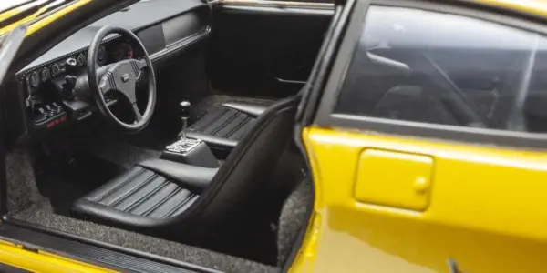 Kyosho 1:18 Lamborghini Urraco Rally 1974 Yellow – view 6