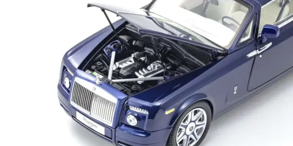 Kyosho 1:18 Rolls-Royce Phantom Coupé 2008 Blue Metallic – view 5