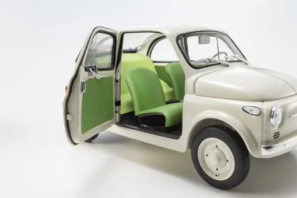 Kyosho 1:18 Fiat Nuova 500 Ivory Accessories Version – view 6