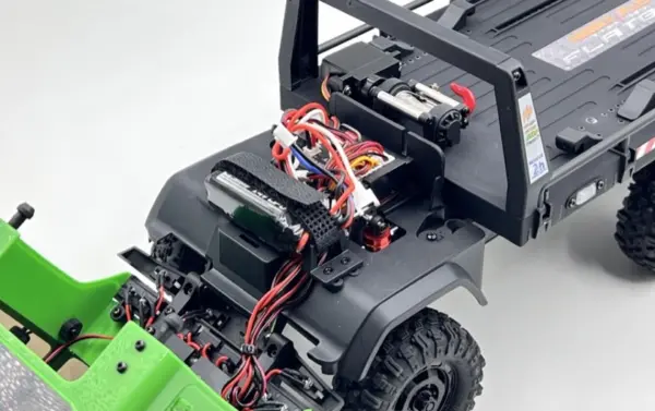 1:18 CR-18P "Arktos" 6x6-V1.5 Green RTR