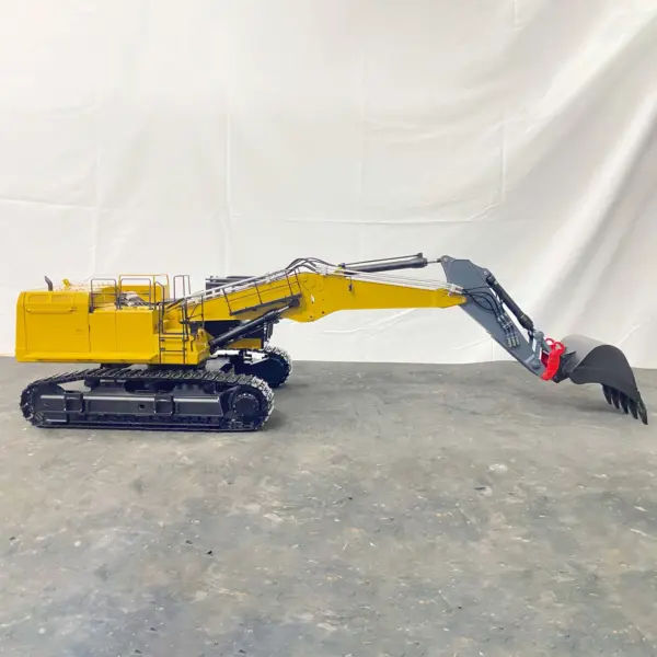 1/14 374 UHD 4-arm RC Hydraulic Demolition Excavator Radio Control Digger Assembled & Painted PL18EV Sound Light System
