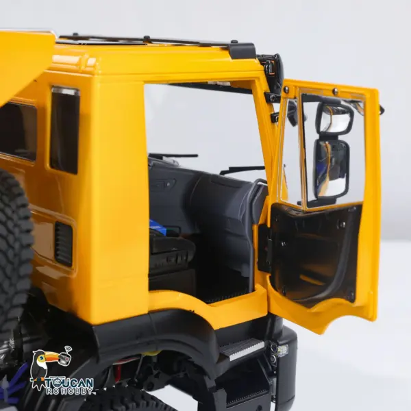 1/14 8x8 Hydraulic RC Dump Truck Metal Remote Control Tipper Car Assembled and Painted Sound Light 67x18.5x25cm