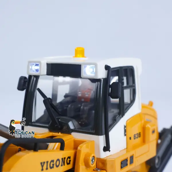 1:50 RC Electric Lifting Tracked Loader LR636 2.4G Construction Vehicle Metal Bucket Tracks Ripper RTR Model Light Sound Battery