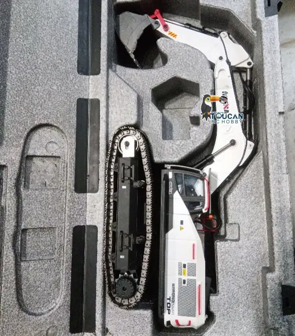 1/14 HUINA RC Metal Excavator Model Toys 1594 Radio Control Digger Light Sound Battery
