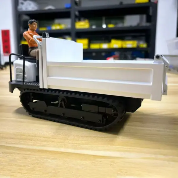 Metal 1/14 Remote Control Hydraulic Tracked Dumper Truck RC Tipper Model Construction Machine Light Battery Flysky Radio