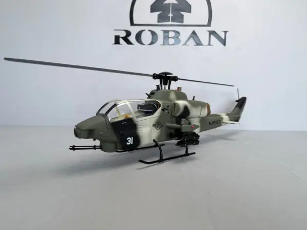 Roban AH-1 Cobra Jungle Camo 470 Size Scale Helicopter – RTF